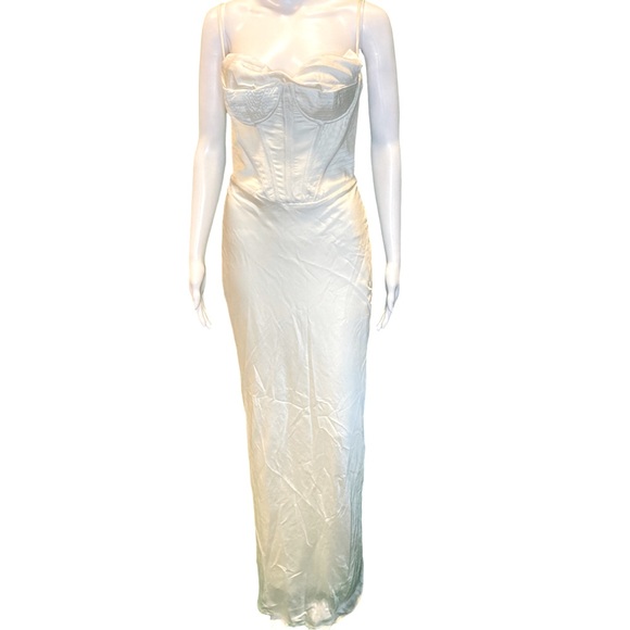 NWT House of CB Ivory Charmaine Corset Satin Maxi Dress - Sz S-Plus Cup - Picture 3 of 9